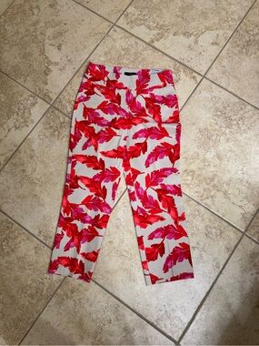Tahari Cream Crop Flare Pants with Red & Pink Leaf Print